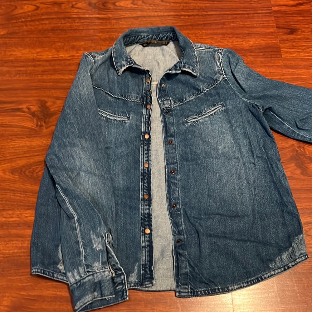 Zara, Denim button up, western vibes